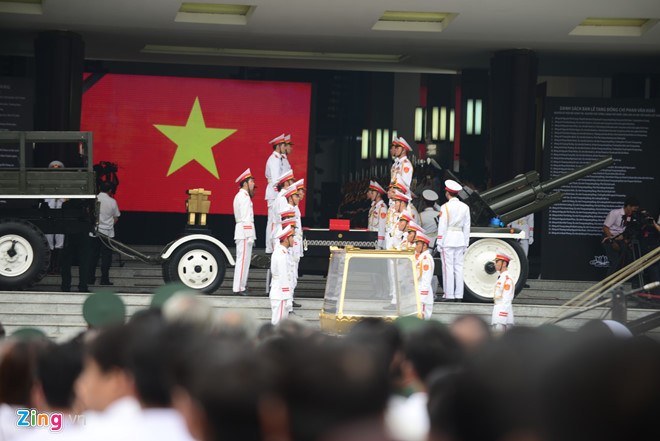 Ông Sáu Khải vào lòng đất mẹ Củ Chi Ông Sáu Khải vào lòng đất mẹ Củ Chi